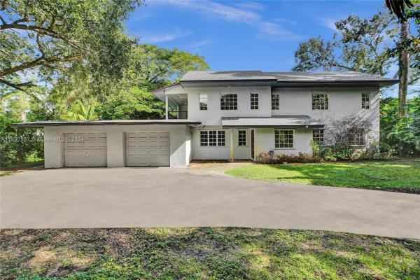 Biscayne Park Estates, 11625 Griffing Blvd, Biscayne Park, Florida 33161, image 1