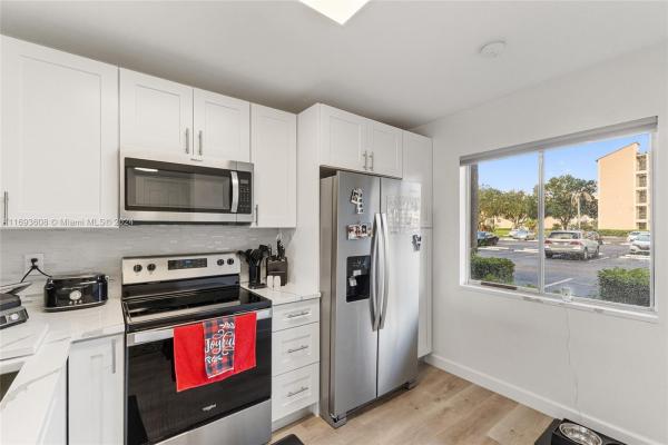 Cascades Of Lauderhill, 7840 NW 50th St #109, Lauderhill, Florida 33351, image 1