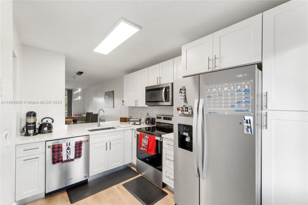 Cascades Of Lauderhill, 7840 NW 50th St #109, Lauderhill, Florida 33351, image 2