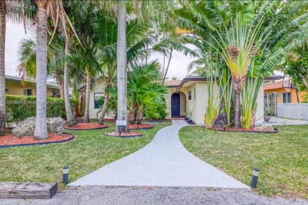 Pinehurst, 231 NE 23rd Ave, Pompano Beach, Florida 33062, image 1