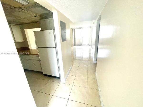 Samari Lake East, 10090 NW 80th Ct #1542, Hialeah Gardens, Florida 33016, image 1