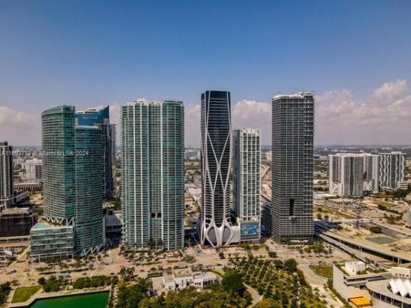 900 Biscayne Bay, 900 Biscayne Blvd #3004, Miami, Florida 33132, image 1