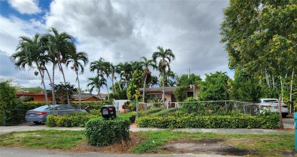 Richardson-Kellett Land, 430 SW 100th Ave, Sweetwater, Florida 33174, image 1