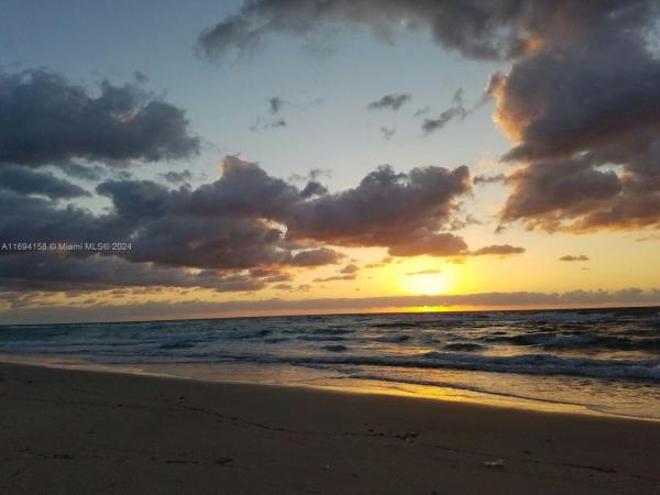 Sayan, 16275 Collins Ave #803, Sunny Isles Beach, Florida 33160, image 1
