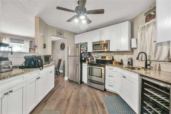 Plantation Club, 6655 W Broward Blvd #106, Plantation, Florida 33317, image 1