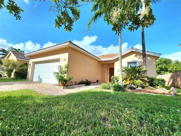 Rauls Place At Oasis, 3079 SE 6th St, Homestead, Florida 33033, image 1