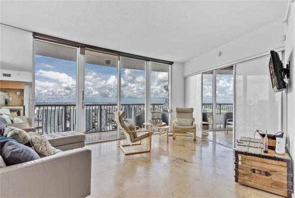 Opera Tower, 1750 N Bayshore Dr #5014, Miami, Florida 33132, image 1