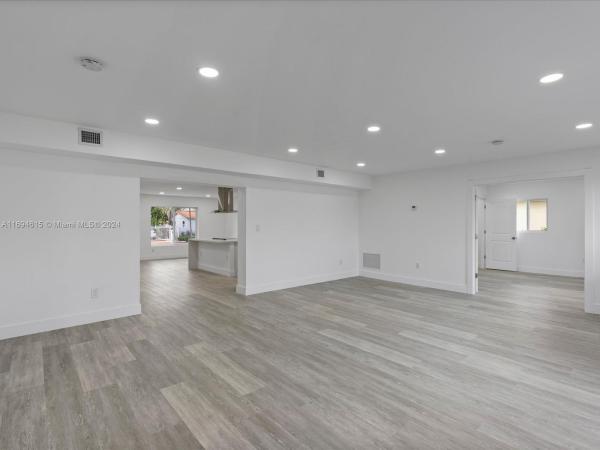 Southwest Manors, 2325 SW 129th Ct, Tamiami, Florida 33175, image 2