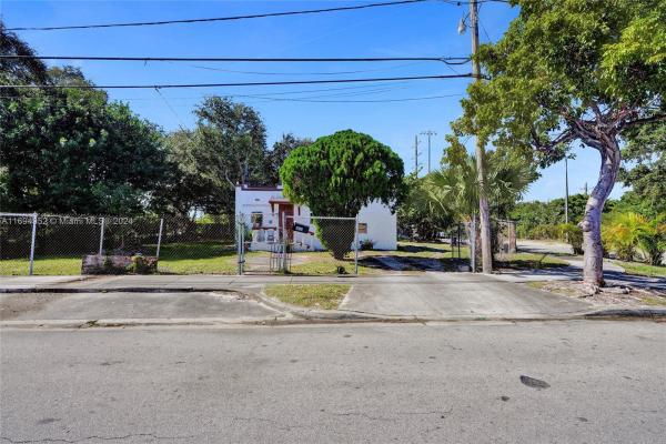 Gordon Dale Park, 6440 NW 4th Ave, Miami, Florida 33150, image 1