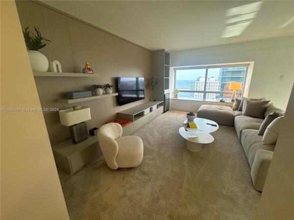 Four Seasons Hotel, 1435 Brickell Ave #3601, Miami, Florida 33131, image 1