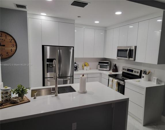 The Shores At Isles Of Bayshore, 9237 SW 227th St #11, Cutler Bay, Florida 33190, image 1
