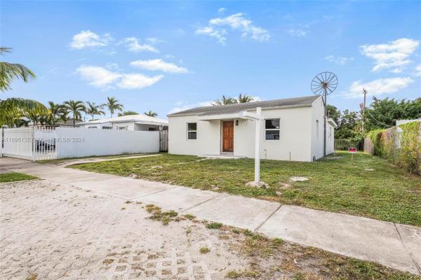 Douglas Commercial Center, 860 NW 35th Ave, Miami, Florida 33125, image 1