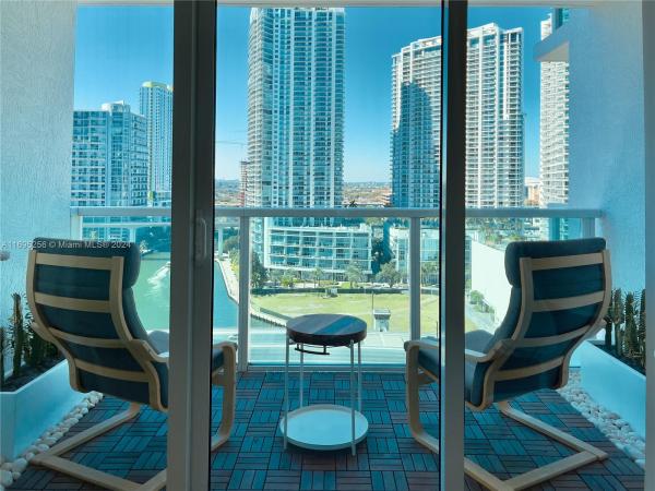 Brickell On The River North Tower, 31 SE 5th St #2003, Miami, Florida 33131, image 1