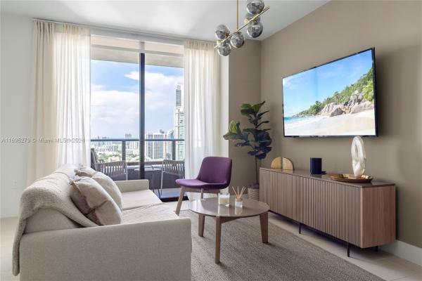 Natiivo Miami, 159 NE 6th St #3209, Miami, Florida 33132, image 2