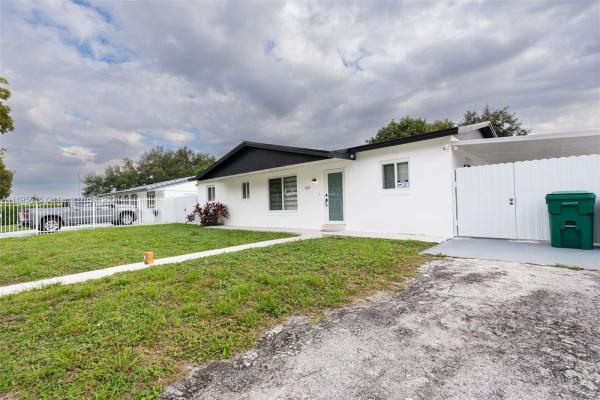 Bankers, 3410 NW 183rd St, Miami Gardens, Florida 33056, image 1