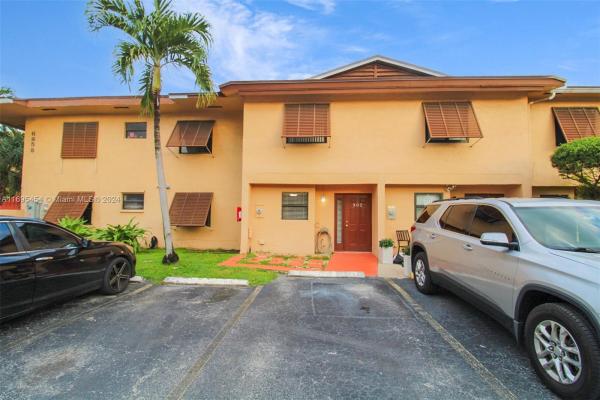 Laguna Tropical, 6858 NW 173 Dr #302, Hialeah, Florida 33015, image 1
