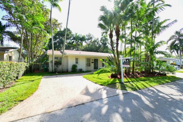 Newjack, 11011 SW 79th Ave, Pinecrest, Florida 33156, image 3