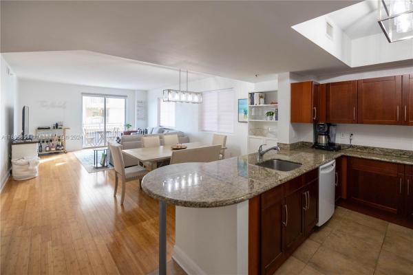 Downtown Dadeland, 7275 SW 90th St #C212, Kendall, Florida 33156, image 1