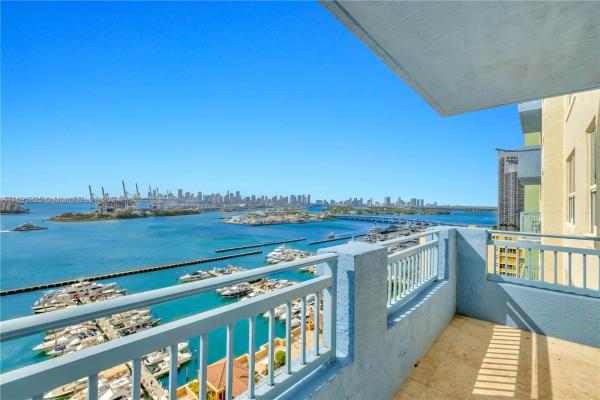 Yacht Club At Portofino, 90 Alton Rd #1902, Miami Beach, Florida 33139, image 3