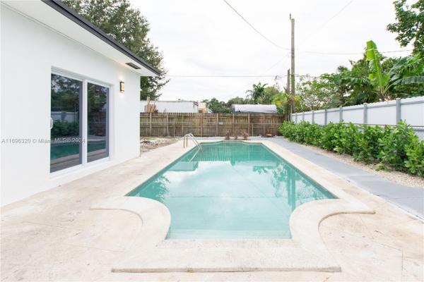 North Silver Crest, 1016 NW 101st St, Pinewood, Florida 33150, image 1