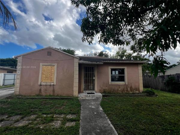 North Shore Heights, 910 NW 123rd St, North Miami, Florida 33168, image 1