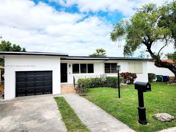Country Gardens, 1369 NW 96th St, Pinewood, Florida 33147, image 1