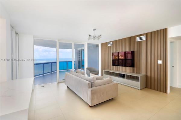 La Gorce Palace, 6301 Collins Ave #1608, Miami Beach, Florida 33141, image 1