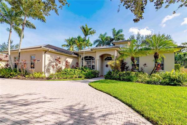 London Glen, 9750 SW 143rd St, Kendall, Florida 33176, image 1