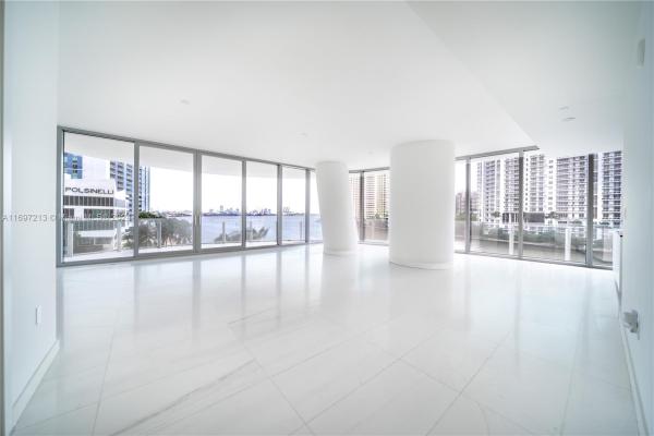 Ritz Carlton South Beach, 300 Biscayne Blvd Way #401E, Miami, Florida 33131, image 1