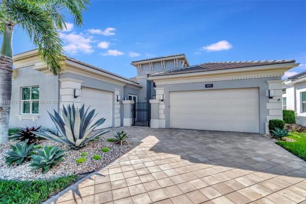 Valencia Bay, 8959 Golden Mountain Cir, Boynton Beach, Florida 33473, image 1
