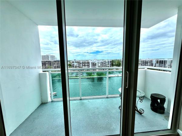 The Residences On Hollywood Beach, 3000 S Ocean Dr #1012, Hollywood, Florida 33019, image 1