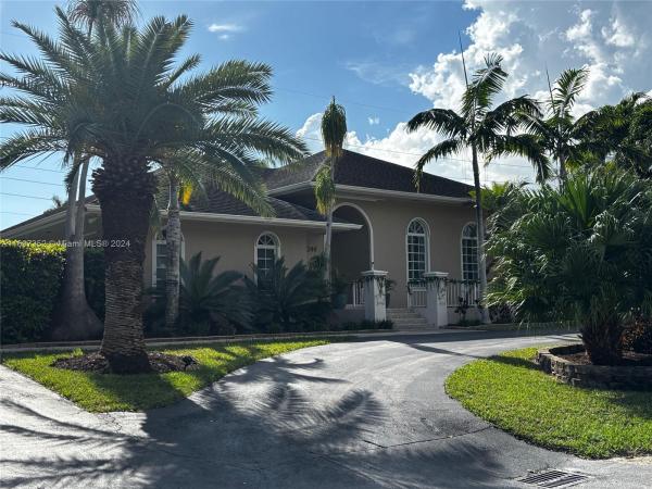 Cutler Heights Estates, 8244 SW 177th Ter, Palmetto Bay, Florida 33157, image 1