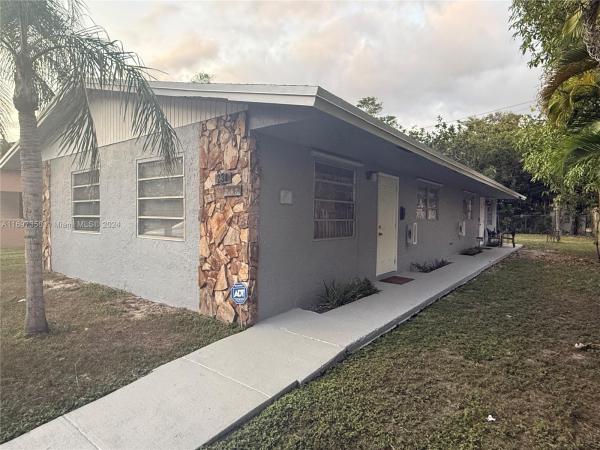 Dania Heights, 234 SW 4th St, Dania Beach, Florida 33004, image 1