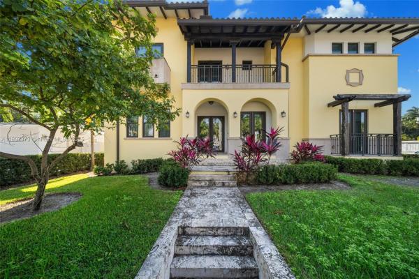 Hollywood Lakes, 956 Hollywood Blvd, Hollywood, Florida 33019, image 1