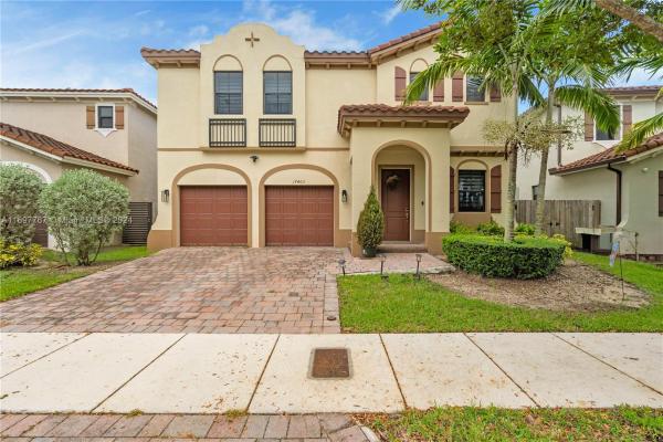 Venetian Parc, 17403 SW 155th Ct, Richmond West, Florida 33187, image 3