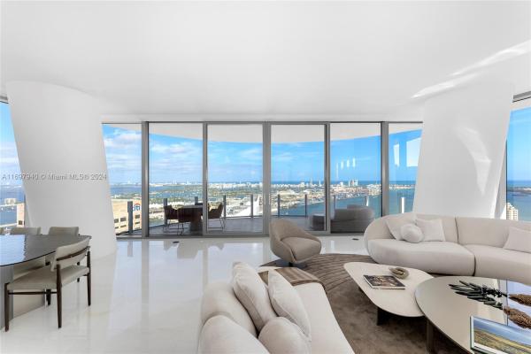 Muze At Met, 300 Biscayne Blvd Way #4801, Miami, Florida 33131, image 1