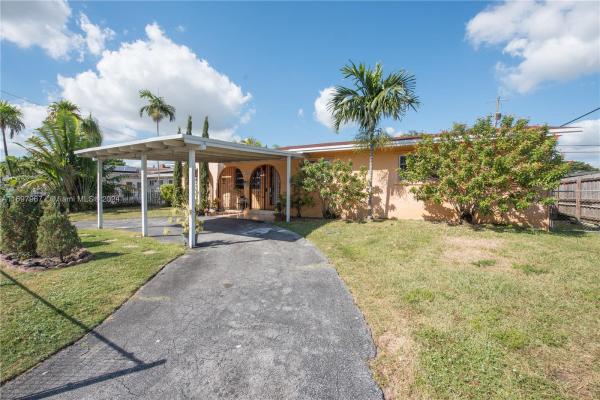 South Coral Homes, 9541 Haitian Dr, Cutler Bay, Florida 33189, image 1