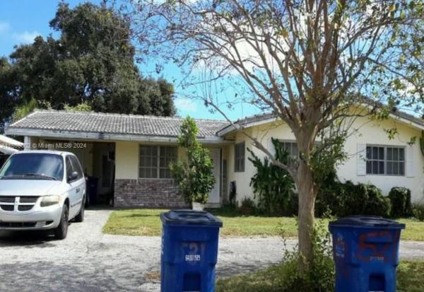 Lakeside Estates, 531 SW 11th Ave, Hallandale Beach, Florida 33009, image 1
