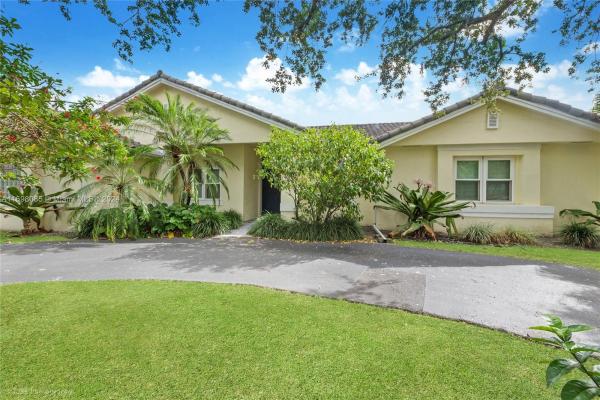 Poinciana Gardens, 7475 SW 118th Ct, Kendale Lakes, Florida 33183, image 1
