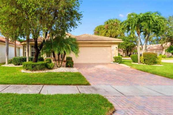 Valencia Shores, 7543 Cape Verde Ln, Lake Worth Beach, Florida 33467, image 1