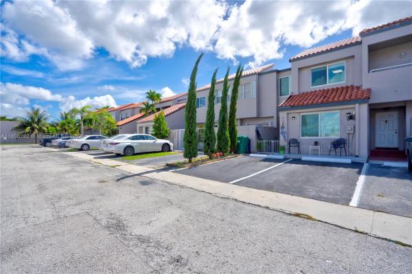 Sunset Harbour, 12894 SW 62nd Ter #12894, Kendale Lakes, Florida 33183, image 1