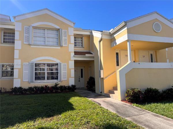 Centergate, 2259 SE 27th Dr. #104-E, Homestead, Florida 33035, image 1