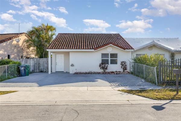 Oak Ridge Villas, 20901 SW 121st Ave, South Miami Heights, Florida 33177, image 1