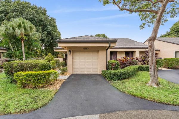 Chelsea At Jacaranda, 9300 S Chelsea Dr S, Plantation, Florida 33324, image 1