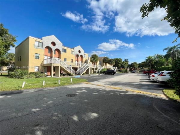 Villas At Lakeview, 5200 NW 31st Ave #57, Fort Lauderdale, Florida 33309, image 1