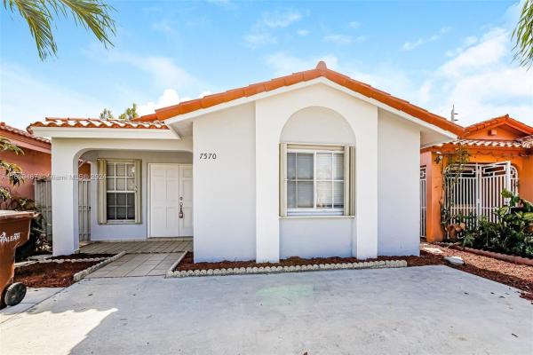 El Prado Country Club, 7570 W 29th Ave, Hialeah, Florida 33018, image 1