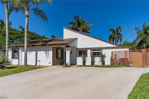 Oak Park, 20401 SW 125th Ave, South Miami Heights, Florida 33177, image 1