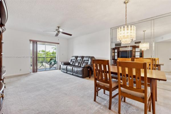 Barcelona North, 251 S Cypress Rd #141, Pompano Beach, Florida 33060, image 1