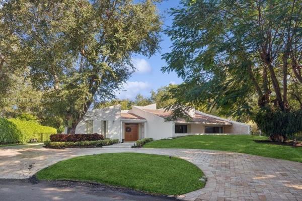 Cocoplum, 7001 Robles St, Coral Gables, Florida 33143, image 1
