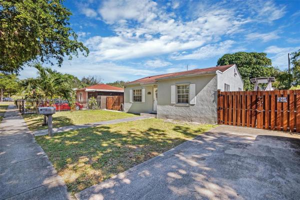 North Shore Heights, 12435 NW 10th Ave, North Miami, Florida 33168, image 3